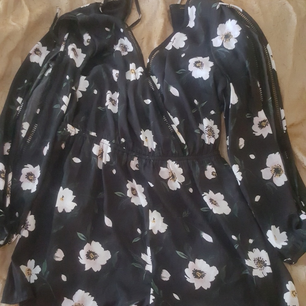 romper - Picture 3 of 3